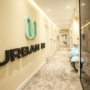 Urbanin & 4*, Tiran Arnavutluk