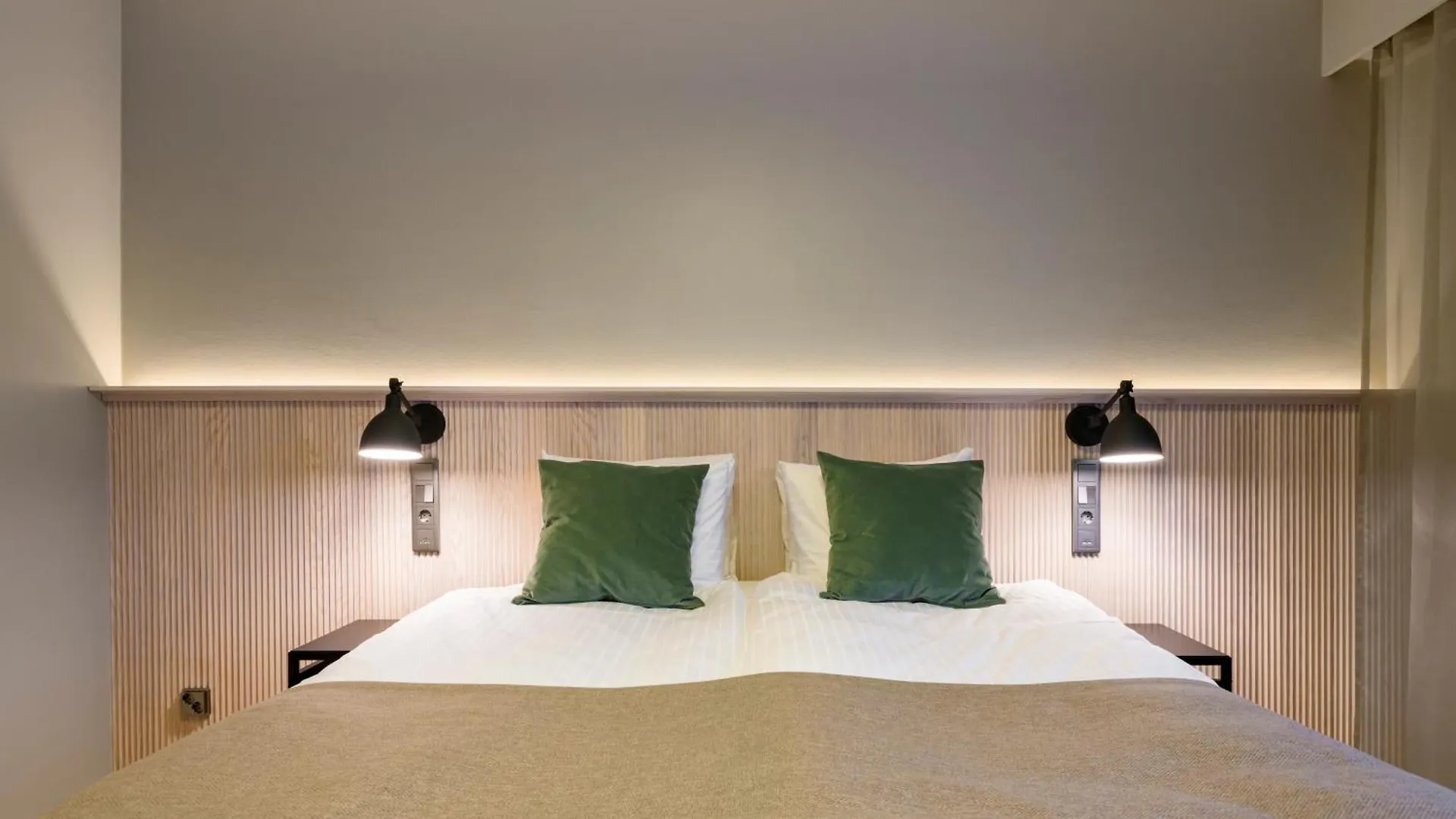 ****  Hotel Haaga Central Park Helsinki Finland